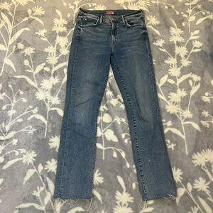 EUC Mother Jeans-The Rascal Ankle Fray distressed-sz 26